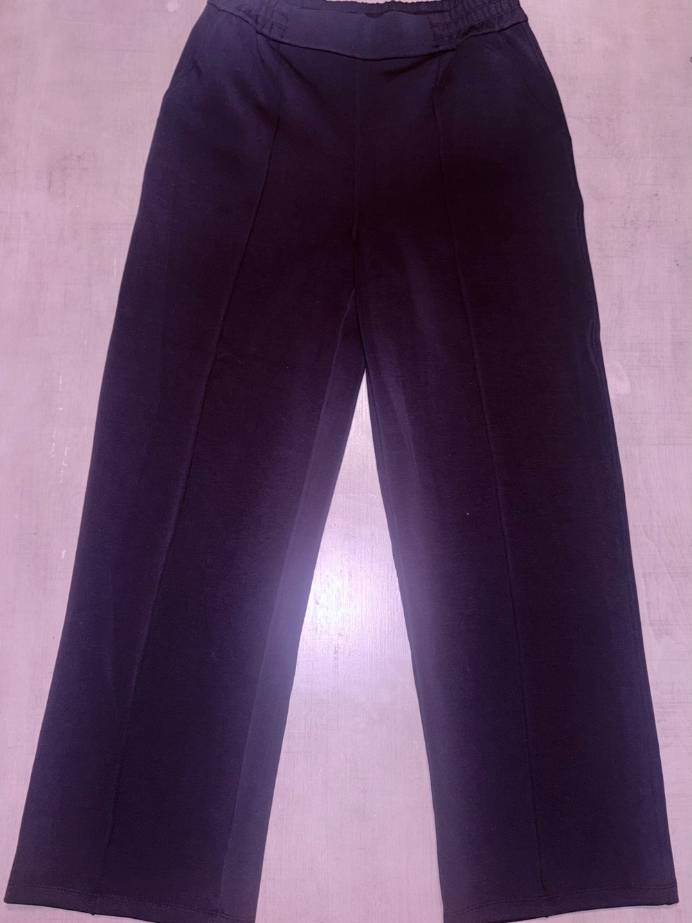 New! Never Used! Petite Black Wide-Leg Women’s Pants — Classic Pull-On Trousers